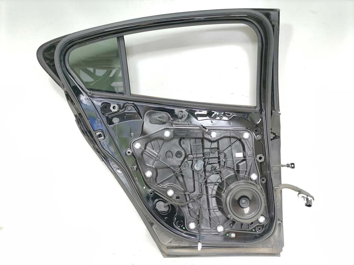 Ford Focus 4 original Tür hinten links Iridium-Schwarz Metallic Fließheck Bj.2018